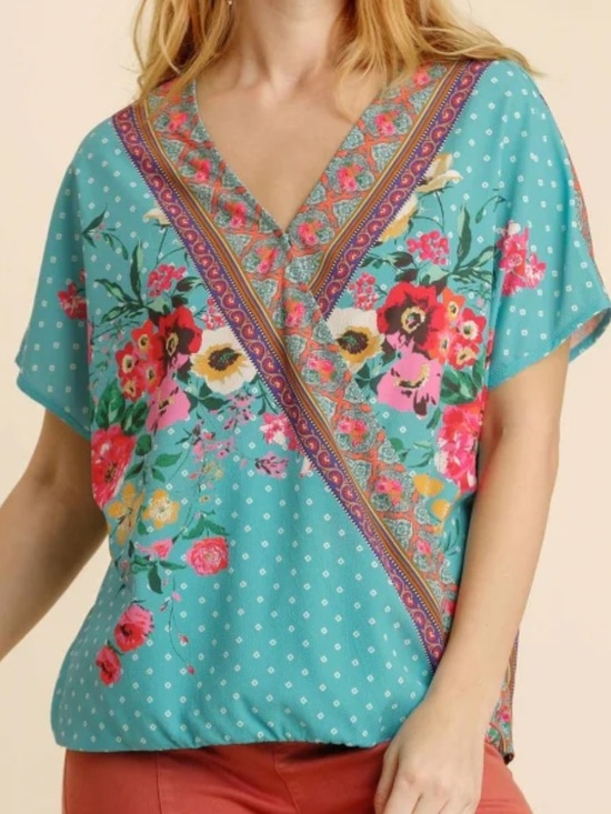 Umgee Tops - UMGEE Mixed Floral Print V-Neck Short Sleeve Top in Aqua Large